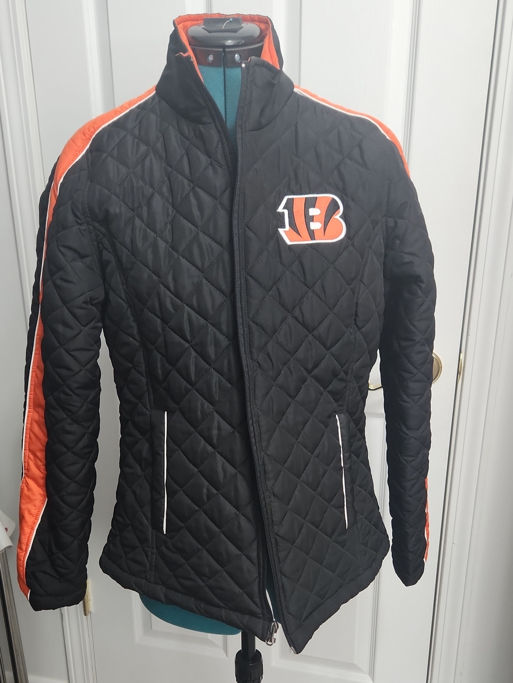Cincinnati Bengals Women's Black Puffer Jacket with Orange Accents